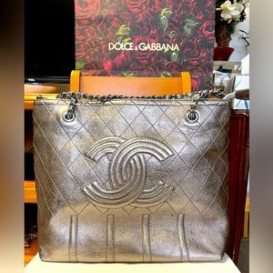 Chanel tote bag